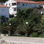 아파트 By The Sea Banjol, Rab - 4952