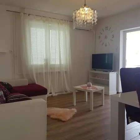 Apartment By The Sea Banjol, Rab - 4952 Banjol